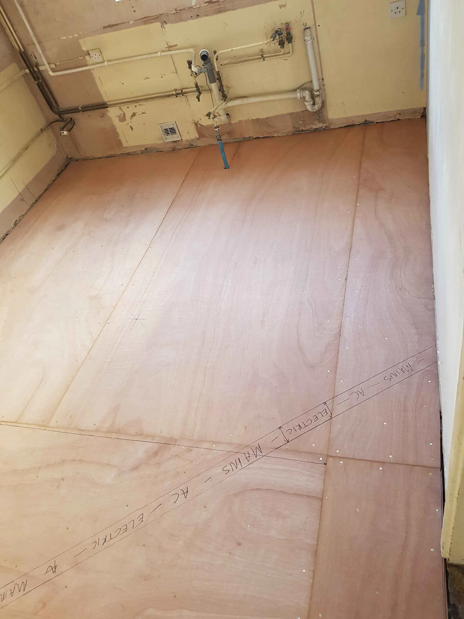 Kitchen Stage 2 Before E